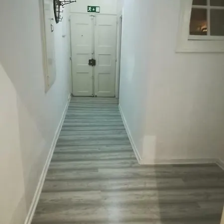 100% Lisbon